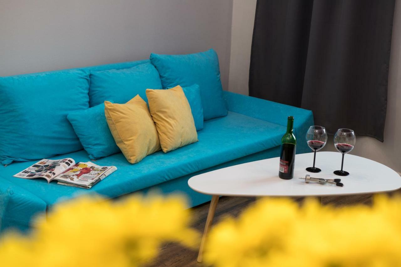 Luxaparts Apartament *